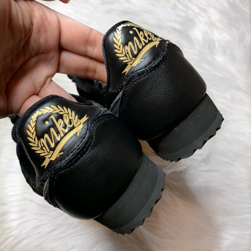 SOLD *NEW* Classic Cortez SE - Picture 3 of 4